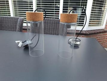 Twee glazen hanglampen E27 fitting dimbaar beschikbaar voor biedingen