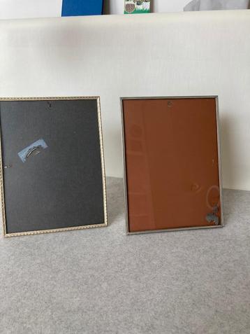 2 oude fotolijstjes beschikbaar voor biedingen