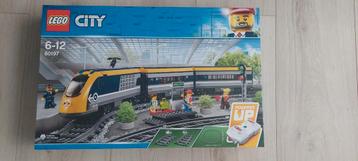 LEGO City Passagierstrein 60197 (2x) NIEUW, ongeopend! beschikbaar voor biedingen