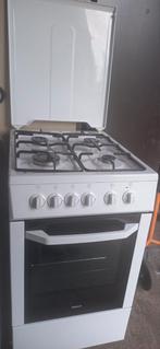 Beko gasfornuis met oven elec ontsteking zeer netjes werkend, Witgoed en Apparatuur, Fornuizen, Ophalen, 4 kookzones, Zo goed als nieuw
