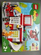 Duplo brandweerkazerne 10970 compleet in doos!, Ophalen, Zo goed als nieuw, Duplo