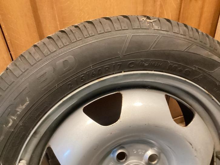 Winterbanden VW Transporter T5/T6/T6.1 - Dunlop 215/55R17, Auto-onderdelen, Banden en Velgen, Banden en Velgen, Winterbanden, 17 inch