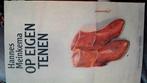 Op eigen tenen, Ophalen of Verzenden, Zo goed als nieuw
