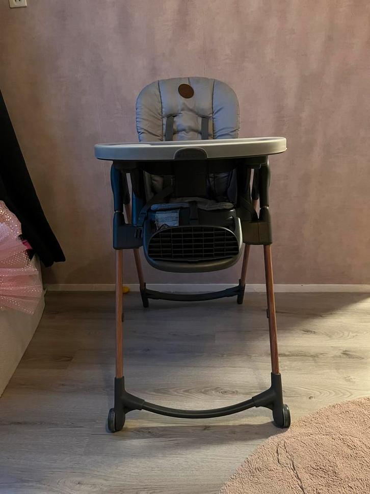 Maxi Cosi Minla Kinderstoel - Meegroeistoel, Kinderen en Baby's, Kinderstoelen, Zo goed als nieuw, Meegroeistoel, Afneembaar eetblad