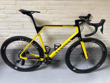 Canyon Inflite CF SLX 9 beschikbaar voor biedingen