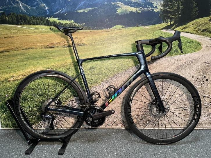 Giant Defy Advanced SL L DI2 R8170 CadexAR35 €8999,-/€5999,-, Fietsen en Brommers, Fietsen | Racefietsen, Nieuw, Heren, Giant