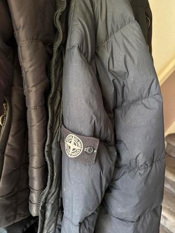 Stone island jas beschikbaar voor biedingen