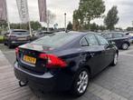 Volvo S60 1.5 T2 Kinetic Automaat | Navigatie | Cruise Conrt, 4 cilinders, Blauw, S60, 122 pk