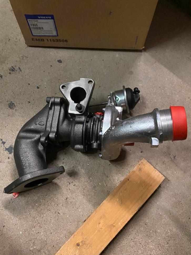 Volvo S40 V40 1.9d Renault Espace Megane Turbo NIEUW, Auto-onderdelen, Uitlaatsystemen, Volvo, Nieuw, Ophalen of Verzenden