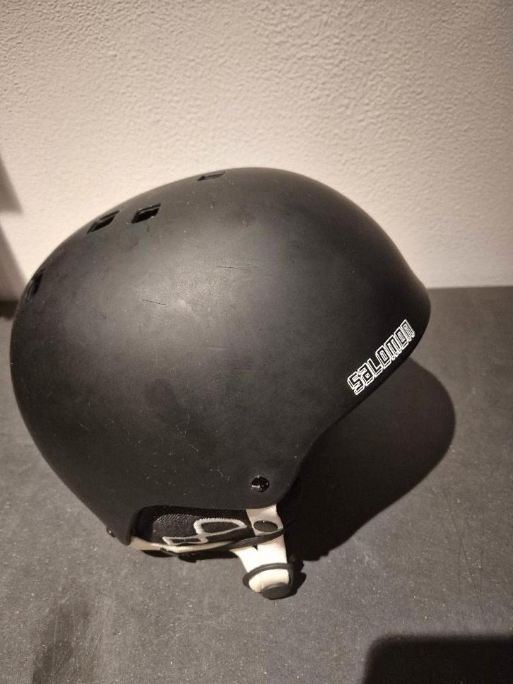Skihelm kind zwart ski helm kinderen jongen meisje kids, Sport en Fitness, Skiën en Langlaufen, Gebruikt, Overige typen, Skiën
