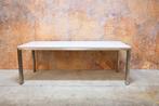 AlsNIEUW witte Arco Graphic designtafel + evt stoelen
