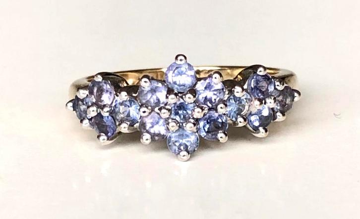 Gouden vintage ring tanzaniet tanzanieten maat 18, Sieraden, Tassen en Uiterlijk, Ringen, Zo goed als nieuw, Dame, 18 tot 19, Paars
