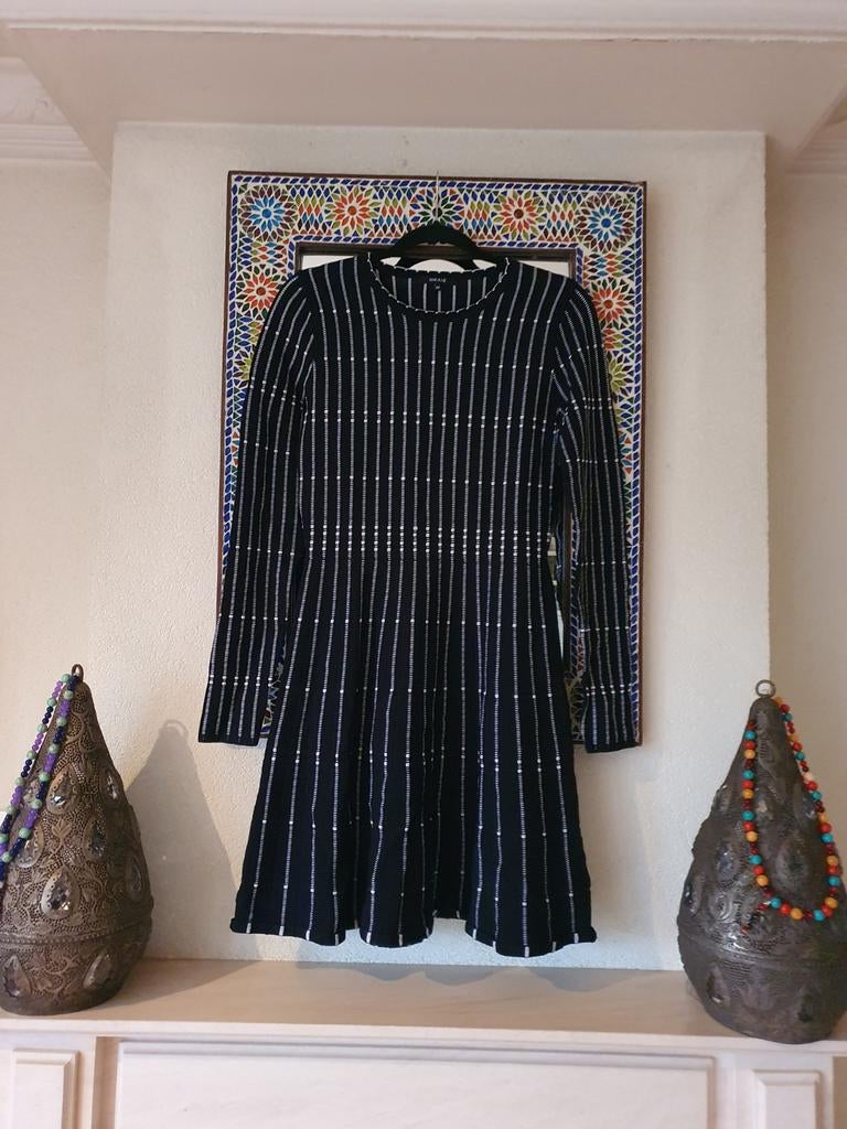 Nikkie prachtige klok jurk maat 40 zgan, Maat 38/40 (M), Zwart, Cocktailjurk, Ophalen of Verzenden