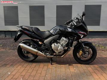 HONDA CBF 600 S ABS (bj 2011) beschikbaar voor biedingen