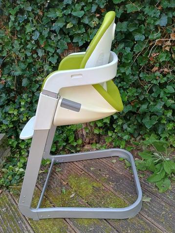 kinderstoel, chicco, j-sit, groen wit, verstelbaar. beschikbaar voor biedingen