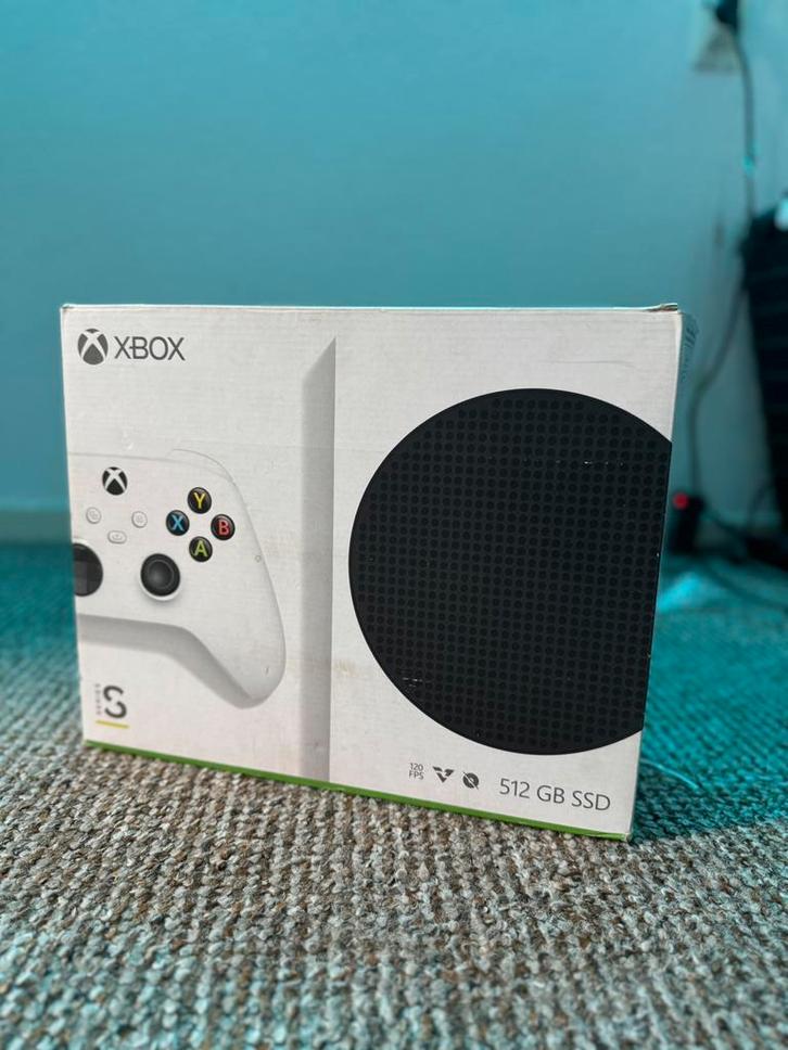 XBOX ONE S 512GB, Spelcomputers en Games, Spelcomputers | Xbox Series X en S, Zo goed als nieuw, Ophalen of Verzenden