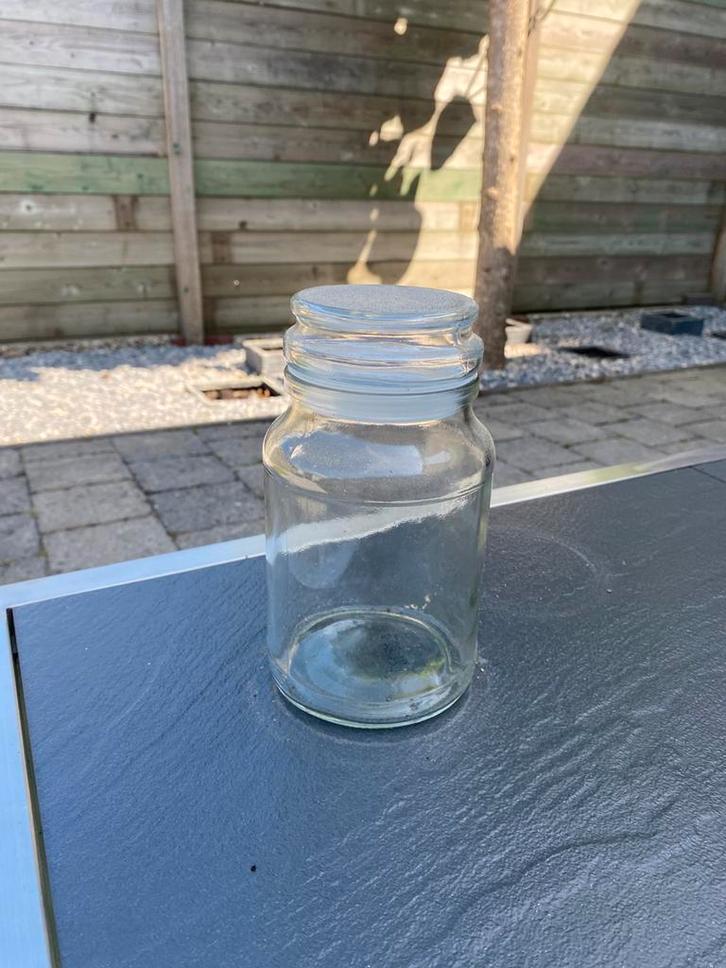 Kleine glazen pot, Huis en Inrichting, Woonaccessoires | Vazen, Zo goed als nieuw, Overige kleuren, Minder dan 50 cm, Glas, Ophalen