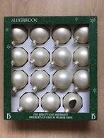 Doos met 14 Alderbrook kerstballen zilverwit mat, Diversen, Kerst, Ophalen of Verzenden, Nieuw