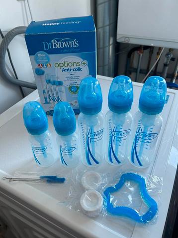 Dr. Brown's Standaardfles Giftset Blauw, nooit gebruikt.  beschikbaar voor biedingen