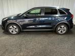 Kia e-Niro ExecutiveLine 64 kWh ECC/CAMERA/APPLE/3 FASE/100%, Gebruikt, 1712 kg, Met garantie (alle), Blauw