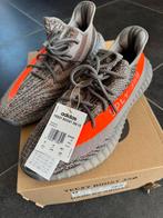 Adidas Yeezy Boost 350 V2 maat 48 Groen/Oranje, Overige kleuren, Nieuw, Ophalen of Verzenden, Sneakers of Gympen