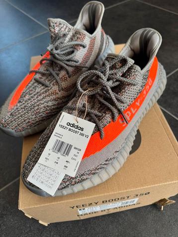 Adidas Yeezy Boost 350 V2 maat 48 Groen/Oranje beschikbaar voor biedingen