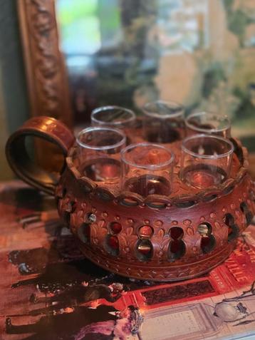 Leren shotglashouder beschikbaar voor biedingen