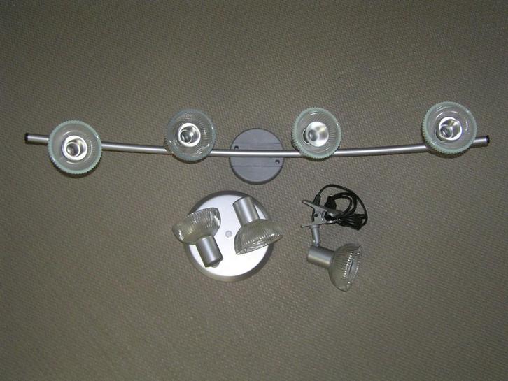 Zilverkleurige lampenset met glazen kapjes., Huis en Inrichting, Lampen | Overige, Nieuw, Ophalen of Verzenden