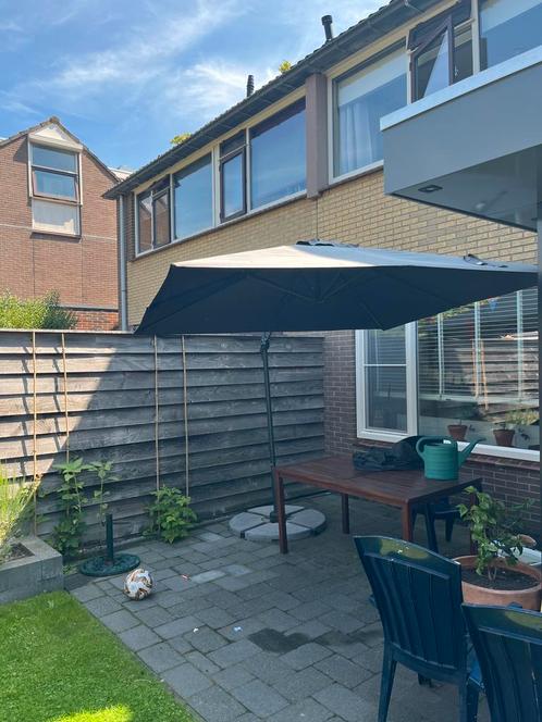 Mooie zweefparasol Vinci ø 3m (2,60x2,60), Tuin en Terras, Parasols, Gebruikt, Zweefparasol, 2 tot 3 meter, Kantelbaar, Verstelbaar