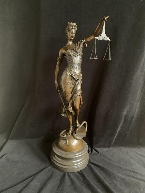 Vrouwe Justitia , Groot,Zwaar , gedetailleerd brons., Antiek en Kunst, Kunst | Beelden en Houtsnijwerken, Ophalen of Verzenden