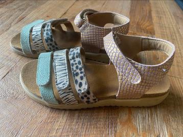 Sandalen Develab beschikbaar voor biedingen