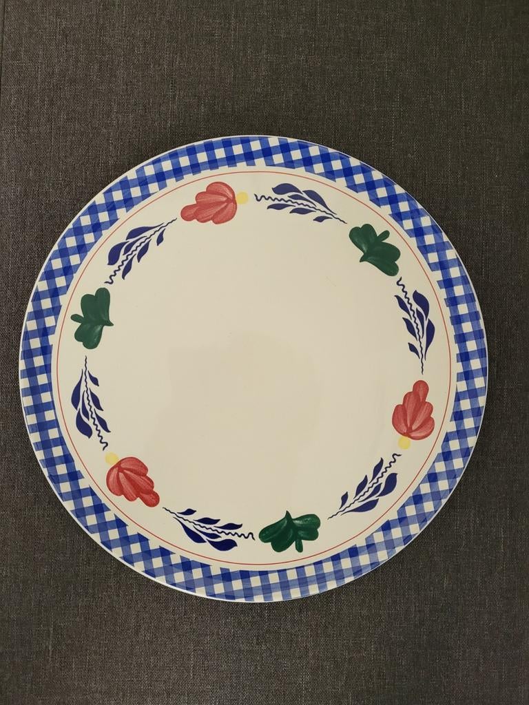 Bord boerenbont
doorsnede 32 cm.
Royal Boch, Ophalen, Porselein of Keramiek, Schaal, Zo goed als nieuw
