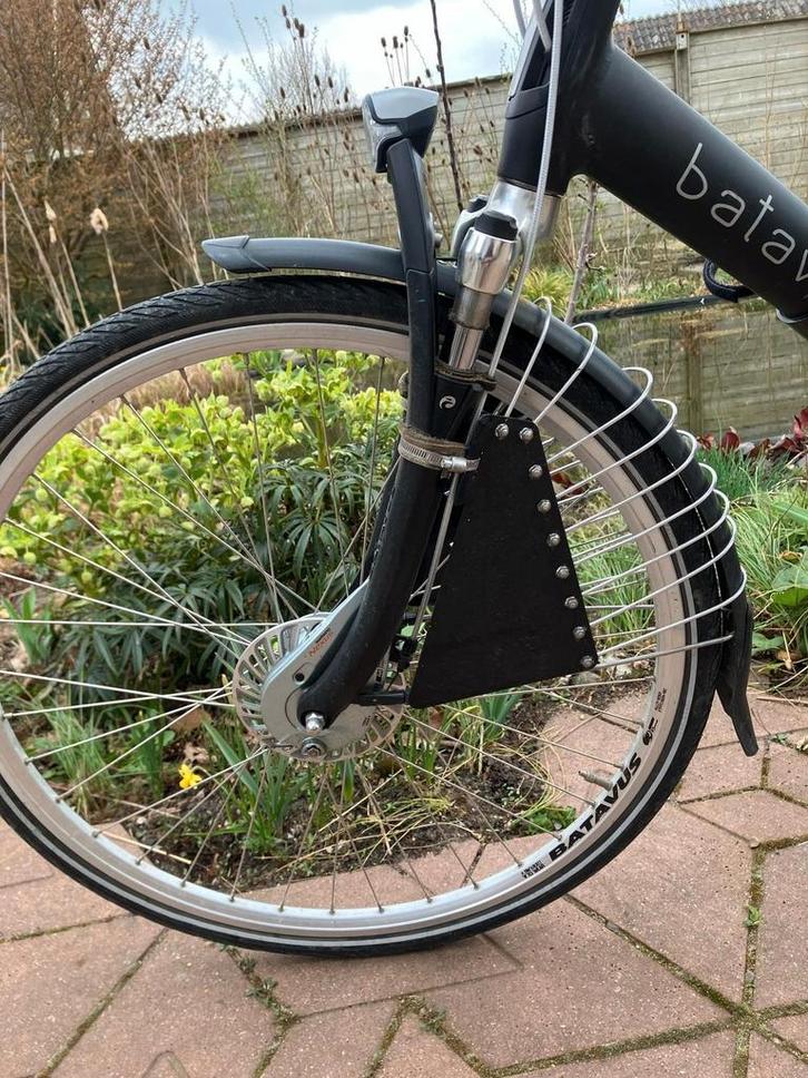 Stangzadel inclusief spaakbeschermering en voetsteun, Fietsen en Brommers, Fietsaccessoires | Fietsstoeltjes, Zo goed als nieuw