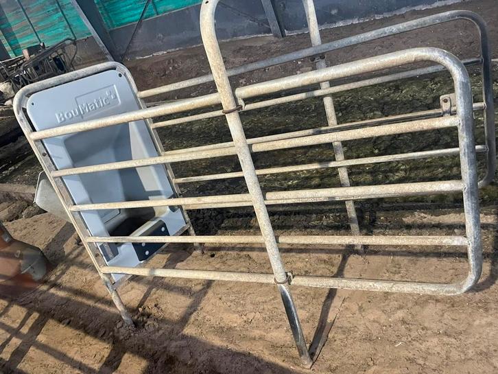 Krachtvoer automaat/box boumatic, Dieren en Toebehoren, Overige Dieren-accessoires, Gebruikt, Ophalen