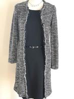 Casual lange jas/cardigan in chanelstijl zwart/wit melange, Kleding | Dames, Jassen | Zomer, Verzenden, Nieuw, Maat 36 (S), Overige kleuren
