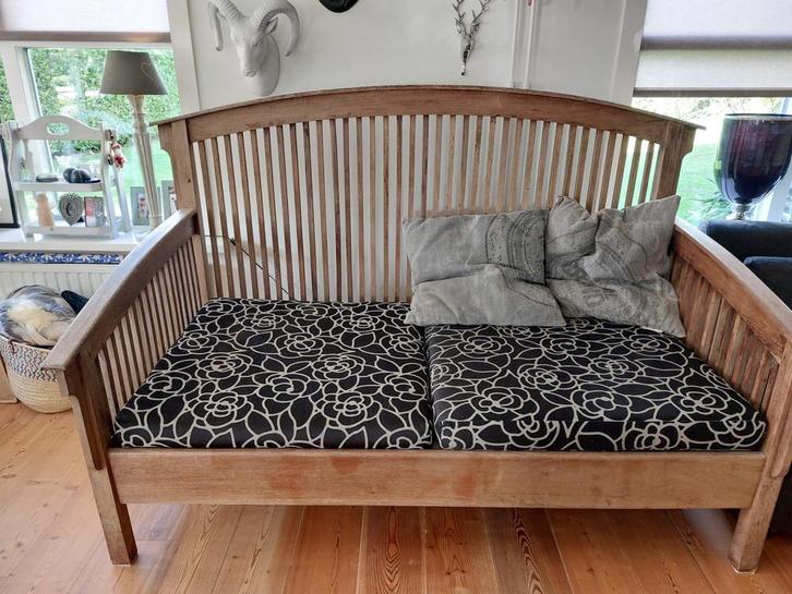Teakhouten Chillbank in Zeer Goede Staat, Huis en Inrichting, Banken | Sofa's en Chaises Longues, 150 tot 200 cm, 75 tot 100 cm