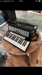 Hohner IV P Favorit Accordeon - 96 Bas, 4-korig, Muziek en Instrumenten, Accordeons, Gebruikt, 96-bas, Met koffer, Hohner