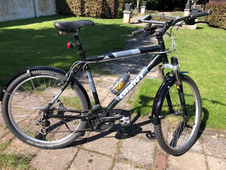 GIANT BOULDER.  ATB super leuk. 53cm, Fietsen en Brommers, Fietsen | Mountainbikes en ATB, Gebruikt, Heren, Giant, 53 tot 57 cm