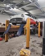 Autobrug met verlichting