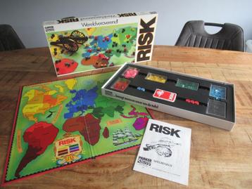 Compleet spel Risk in de witte doos oude versie editie. beschikbaar voor biedingen