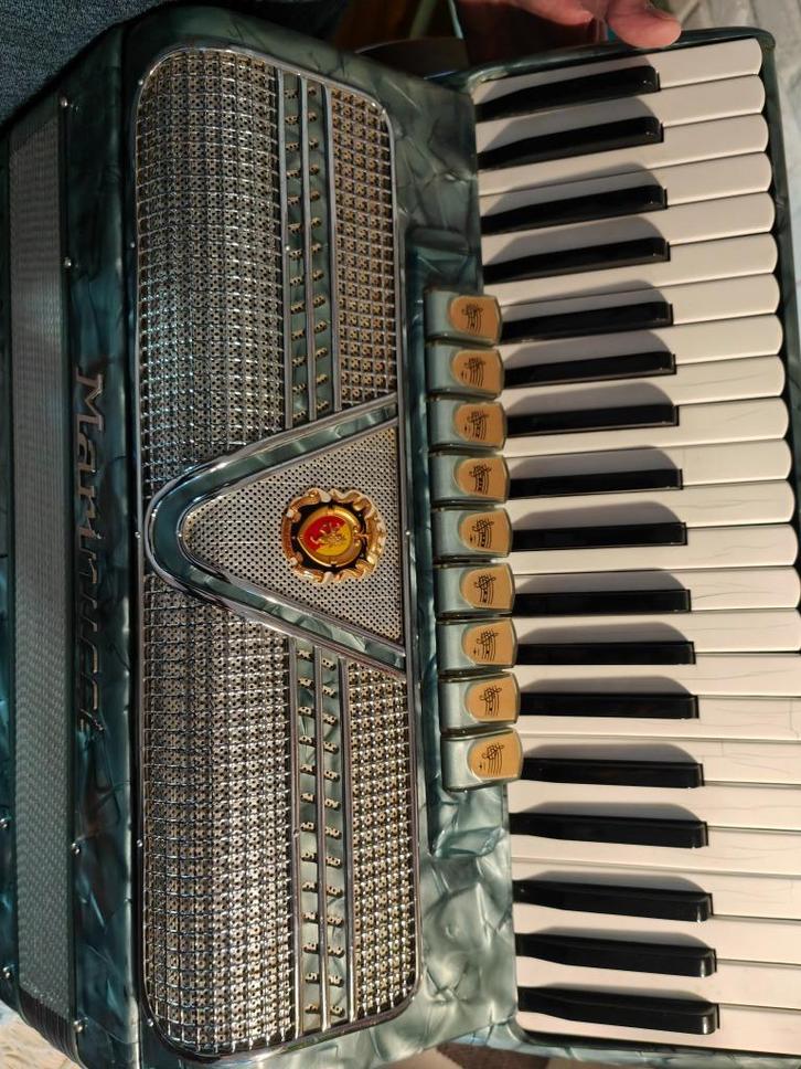 I.v.m aanschaf digitaal te koop Marinucci 4 korig 120 bas, Muziek en Instrumenten, Accordeons, Gebruikt, Toetsaccordeon, 120-bas