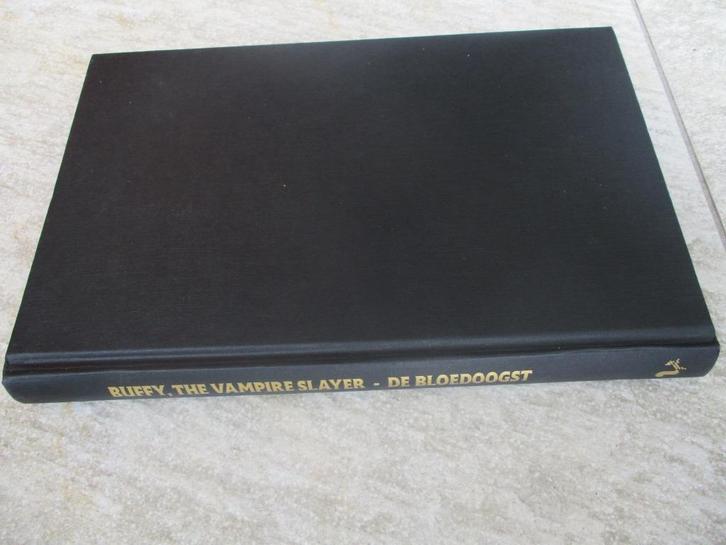 Buffy, the vampire slayer - De Bloedoogst - hardcover boek, Boeken, Kinderboeken | Jeugd | 10 tot 12 jaar, Zo goed als nieuw, Fictie