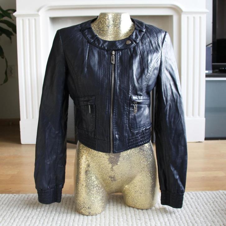 Super Leuk Jazlyn Jasje (Maat 38) € 25,-, Kleding | Dames, Jasjes, Kostuums en Pakken, Zo goed als nieuw, Jasje, Maat 38/40 (M)