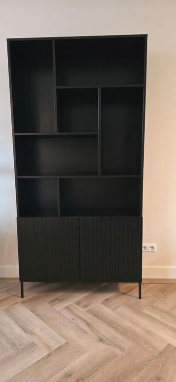 Woood Vakkenkast/kast  beschikbaar voor biedingen