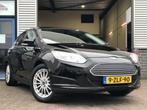 Ford Focus Titanium Electric|Navi|Cruise|Camera|Automaat, Auto's, Ford, 145 pk, Gebruikt, Zwart, Onderhoudsboekje
