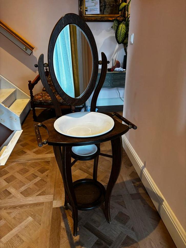 Antieke wastafel met spiegel, Huis en Inrichting, Overige Huis en Inrichting, Gebruikt, Ophalen of Verzenden