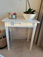 Wit brocante tafeltje, Huis en Inrichting, Tafels | Sidetables, 25 tot 50 cm, Grenenhout, Landelijk, Rechthoekig