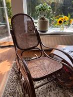 Thonet Schommelstoel Model 825 - Vintage Design Klassieker, Antiek en Kunst, Antiek | Meubels | Stoelen en Banken, Ophalen