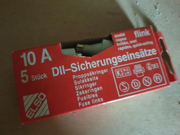 4 DII-zekeringen 10A 500V beschikbaar voor biedingen