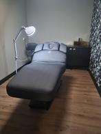 Complete saloninrichting – behandelstoel, tabouret & meer, Ophalen, Zo goed als nieuw